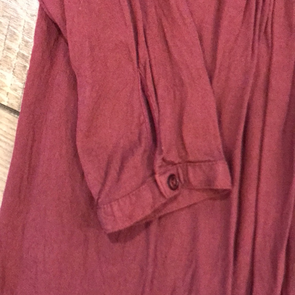 Burgundy Pleated Dress - Picture 3 of 4
